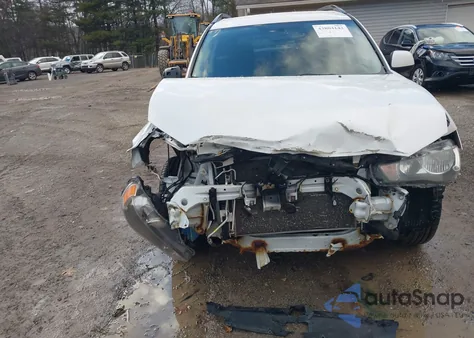 2011 Mitsubishi Outlander Es z USA, uszkodzony, nr VIN JA4AS2AW8BU037297